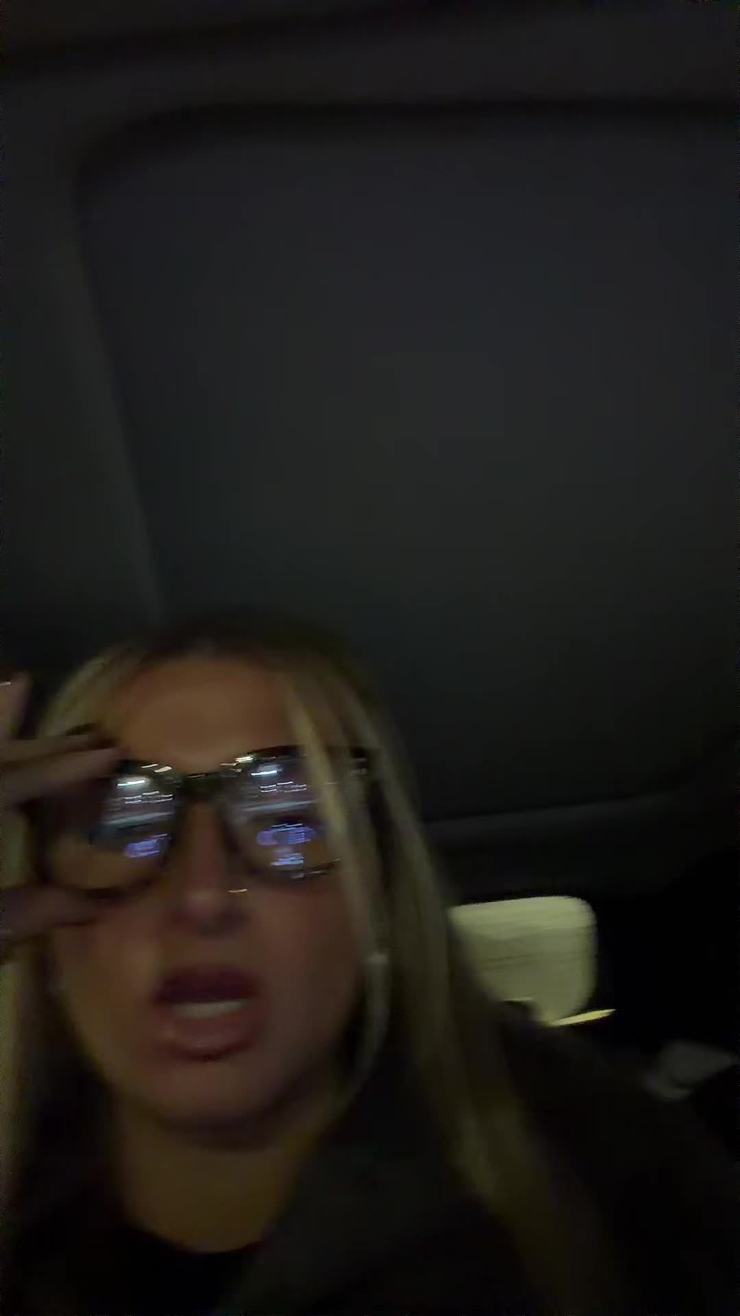@Mia