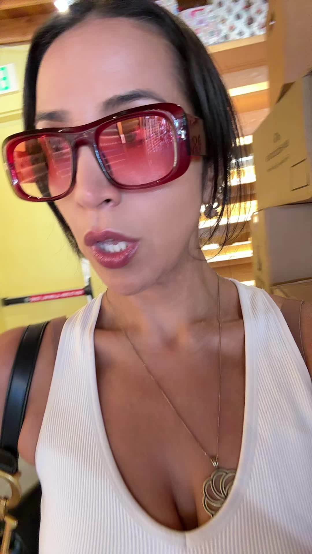@Vanessaveeee