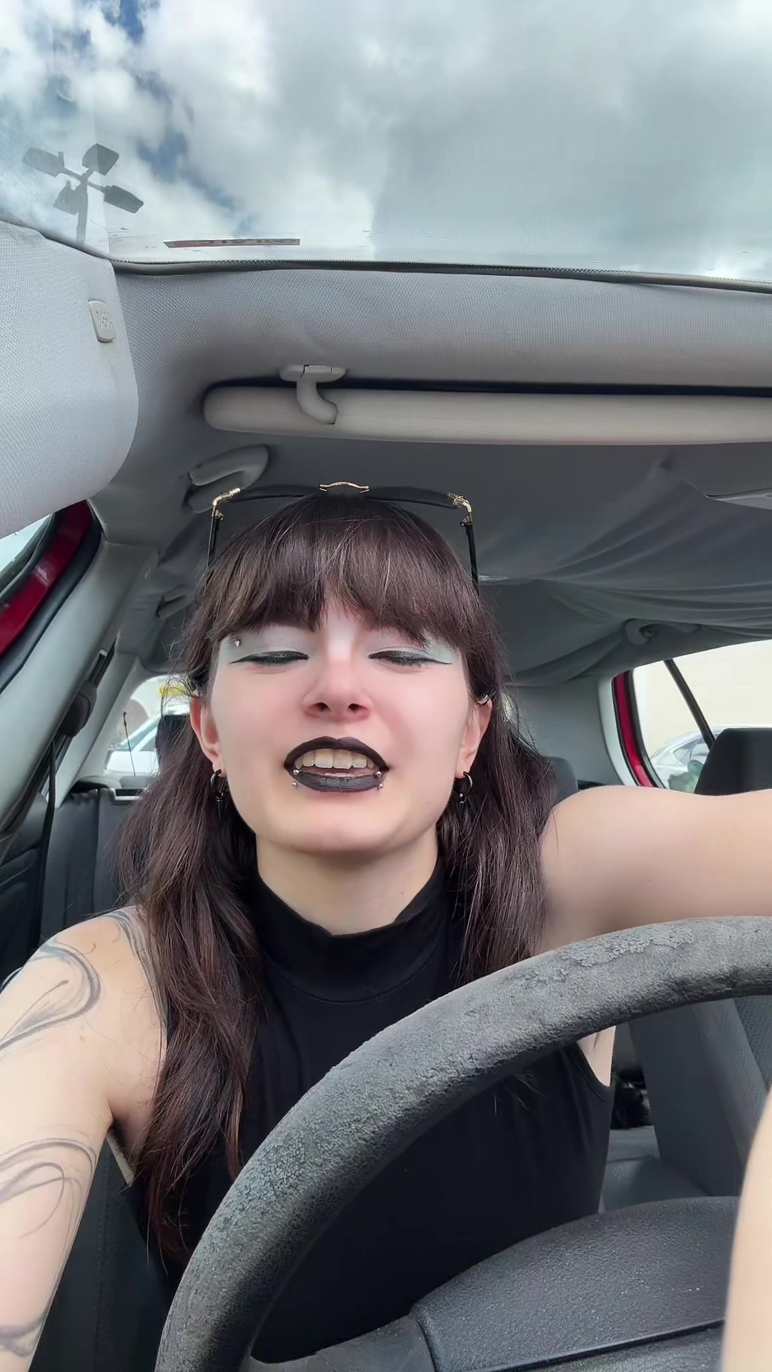 @Love_Graves__
