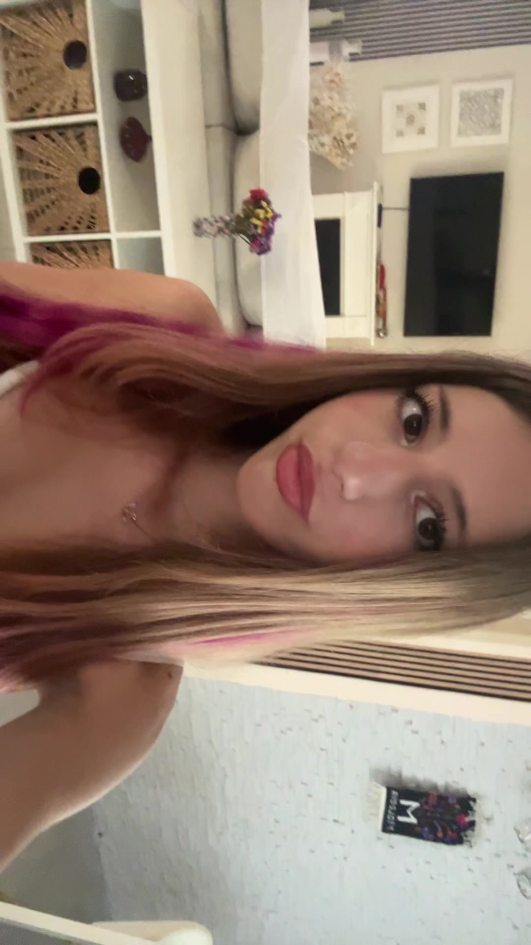 @️