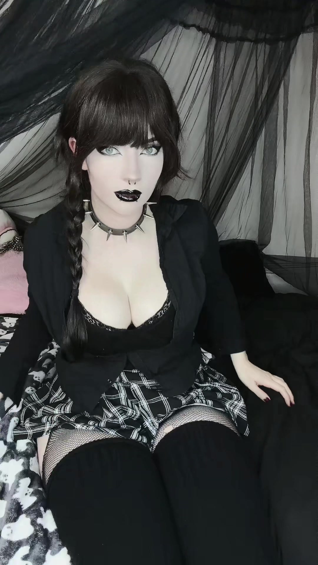 @Cutiegothxo