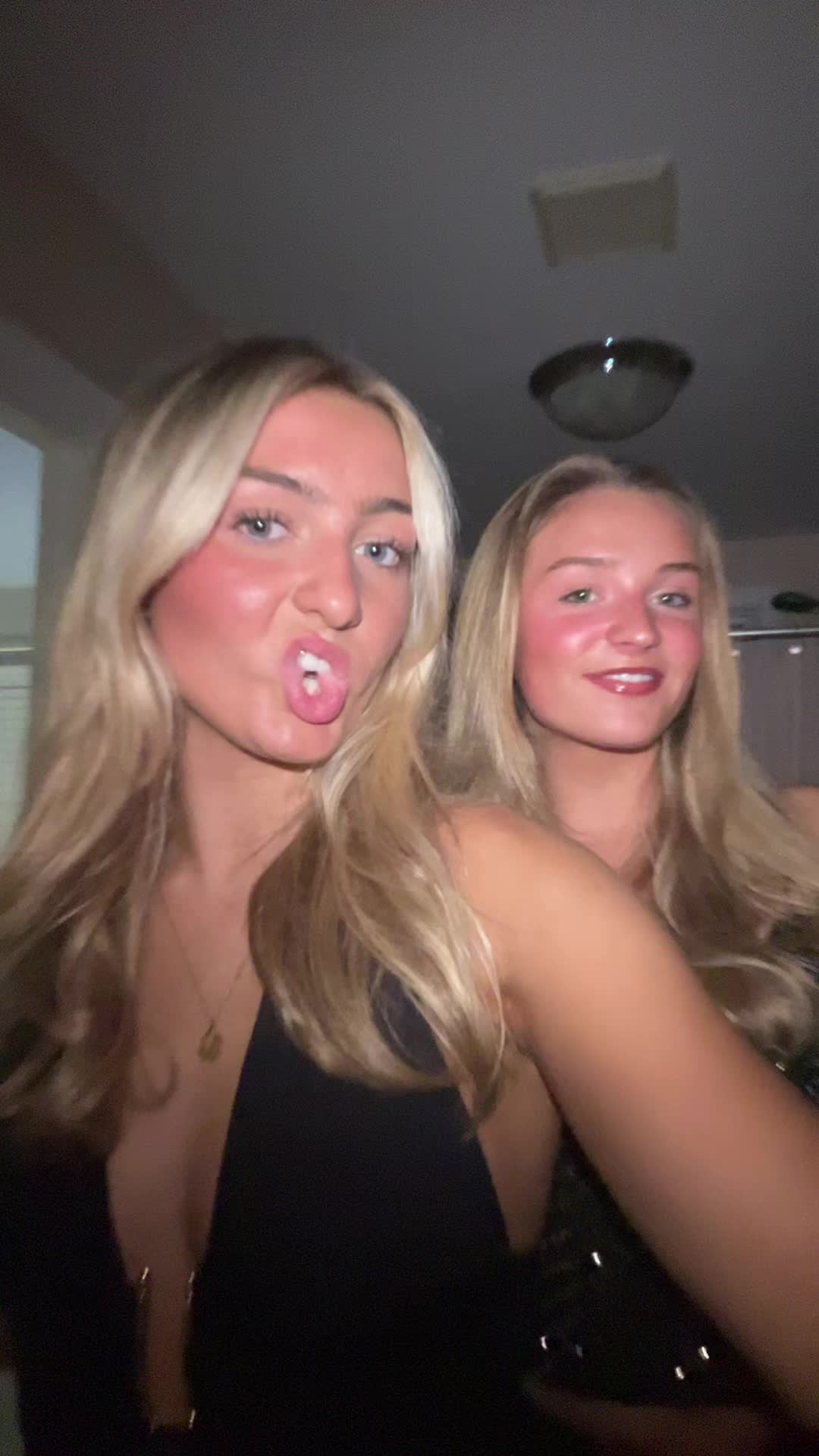 @vivienne