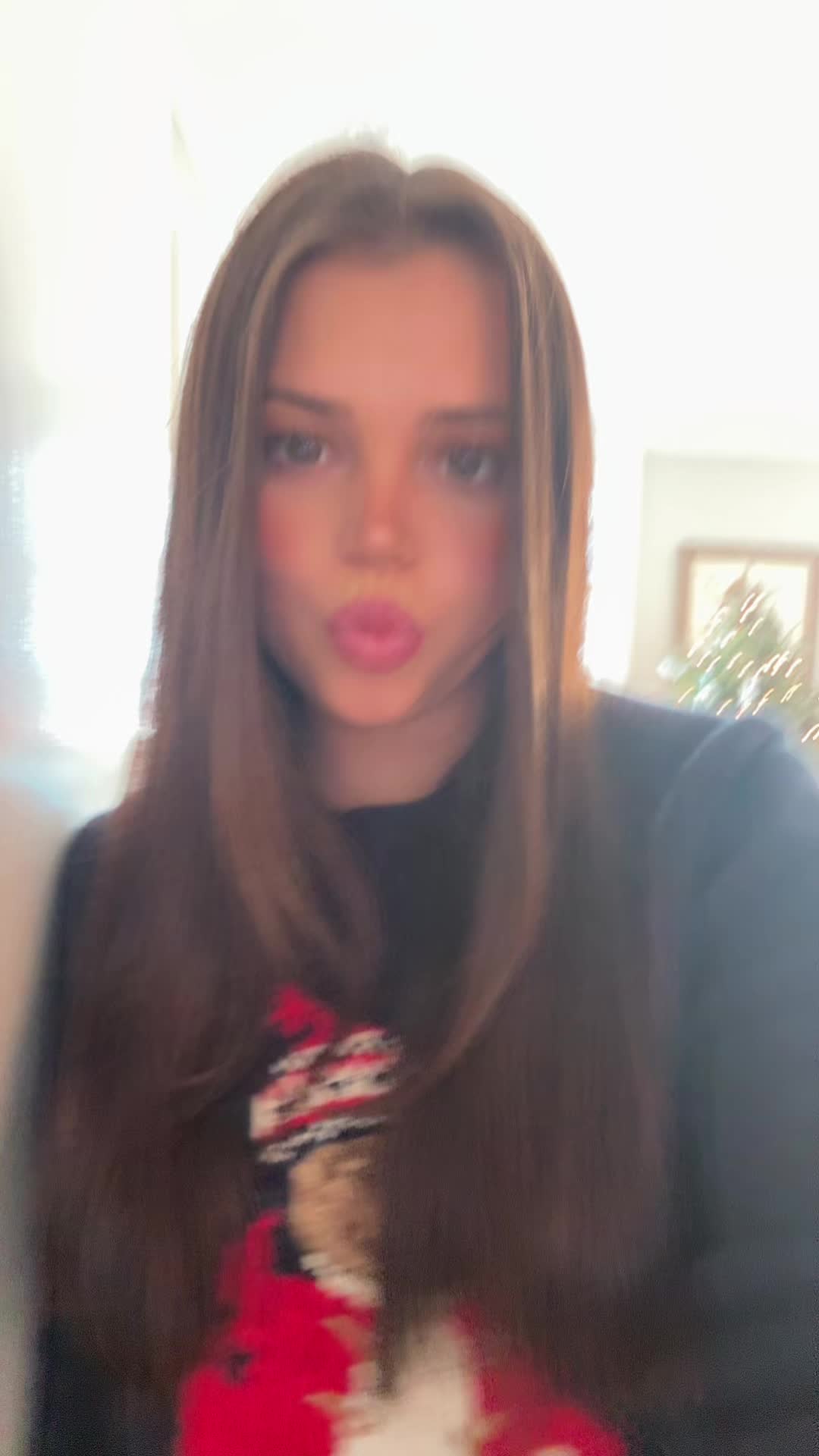 @Ava_Rose123