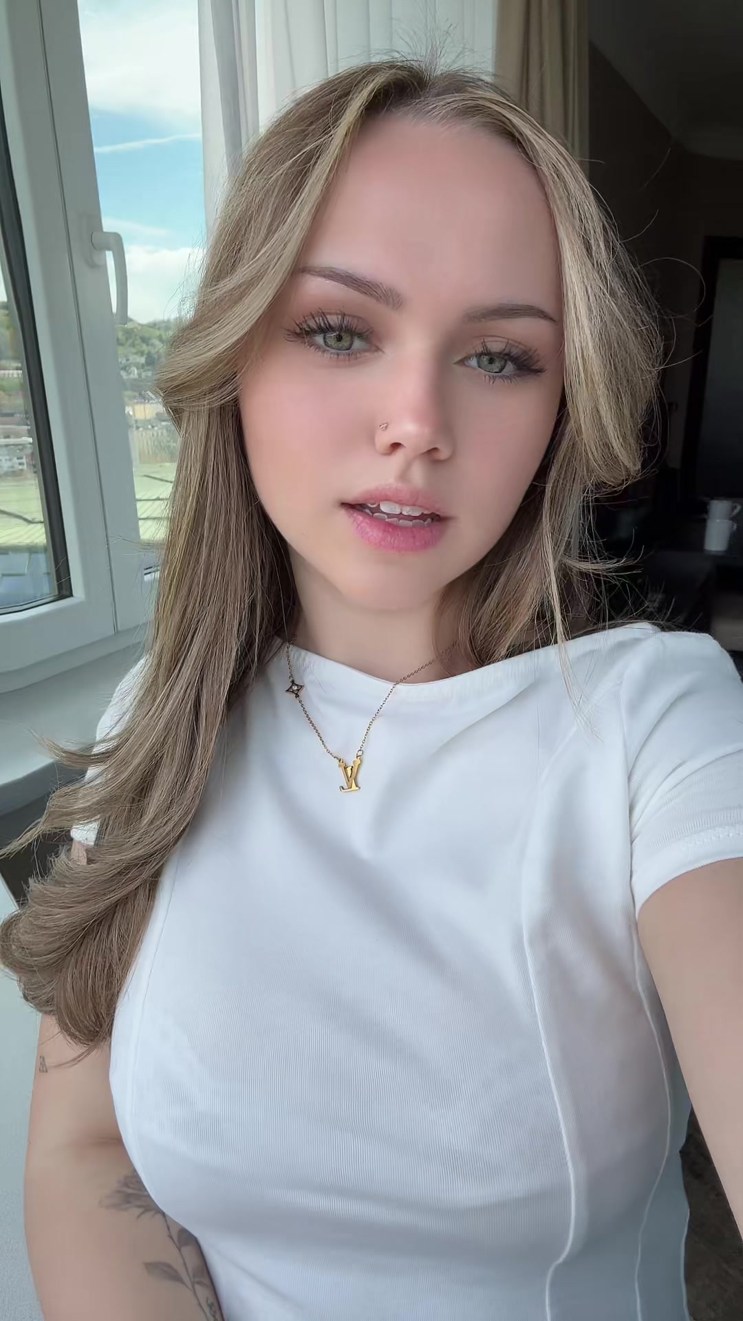 @&AElig;