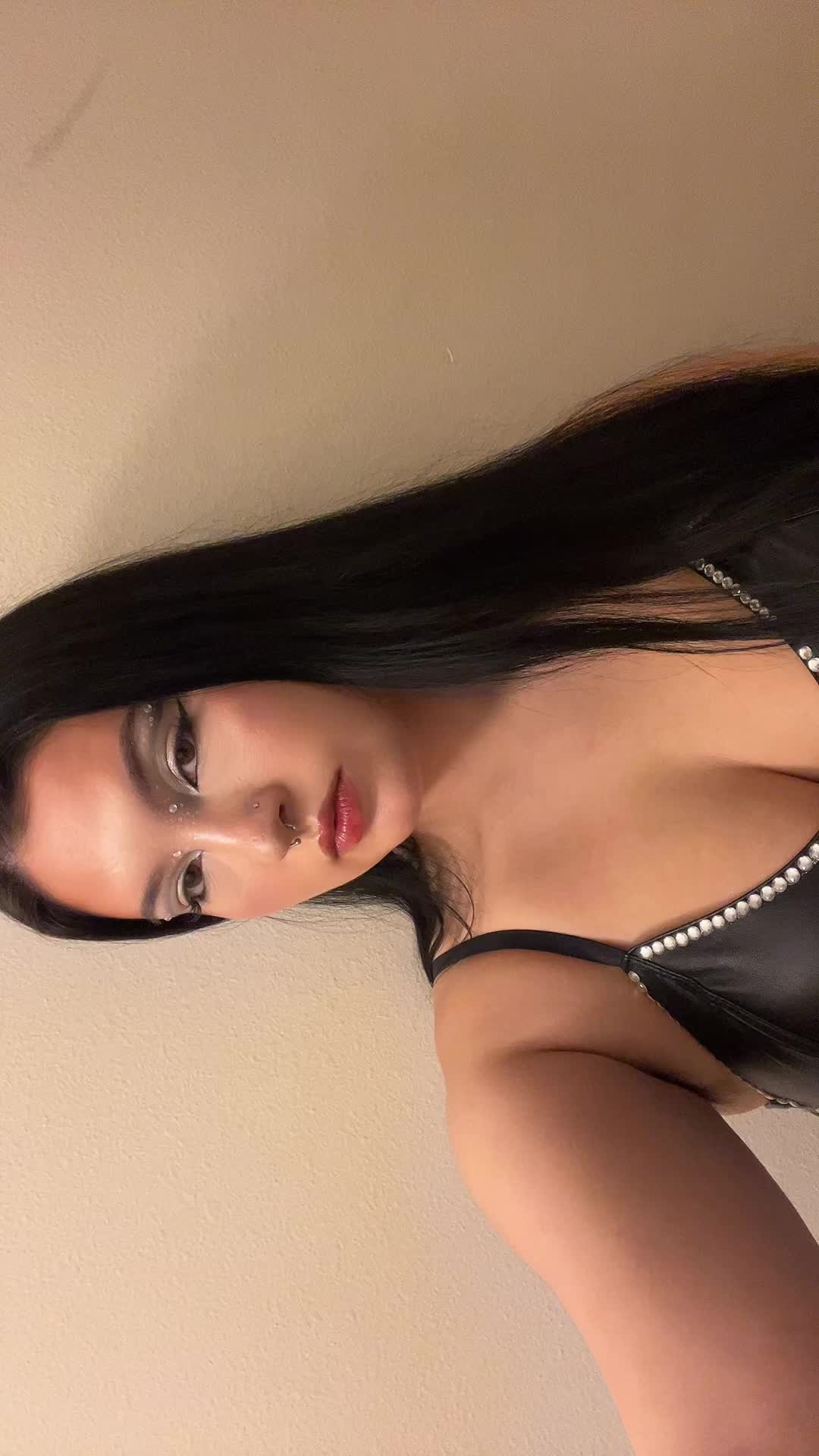 @just_lari