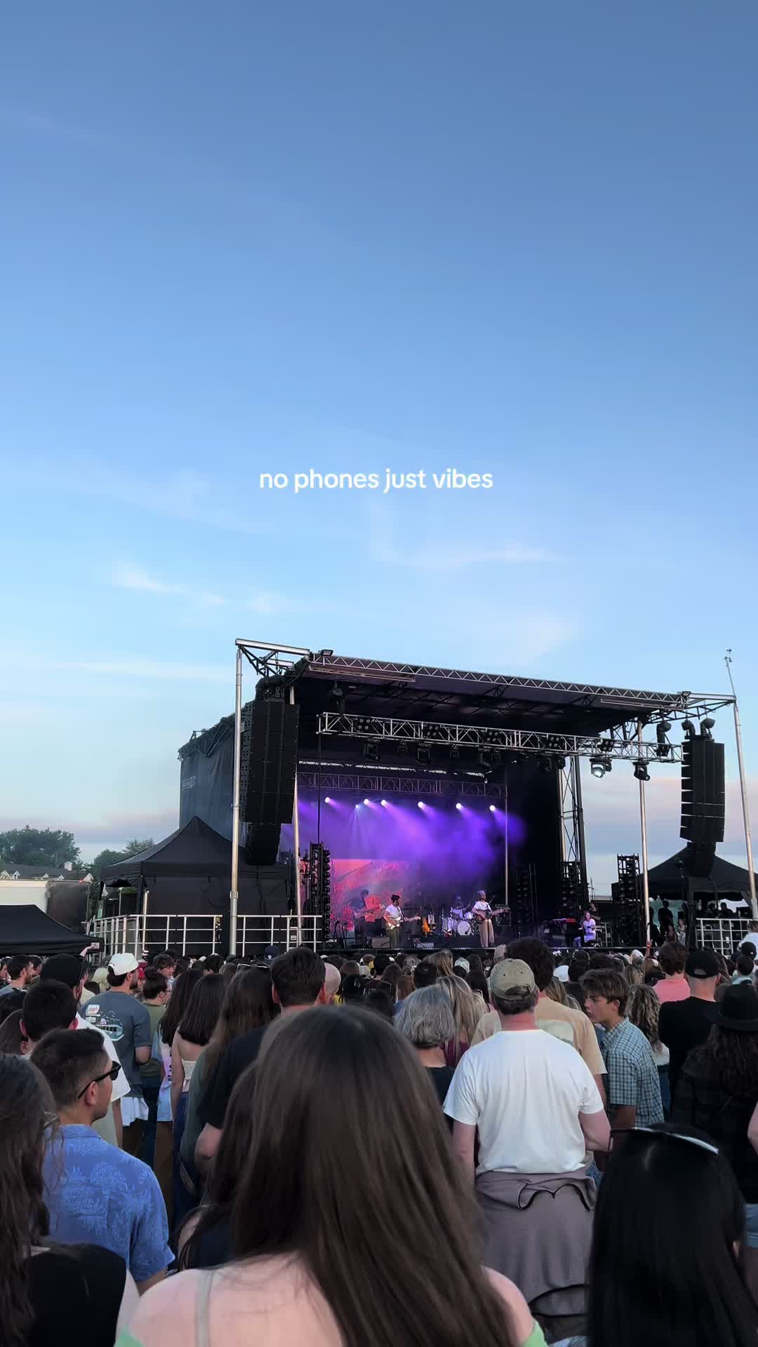 @Ri