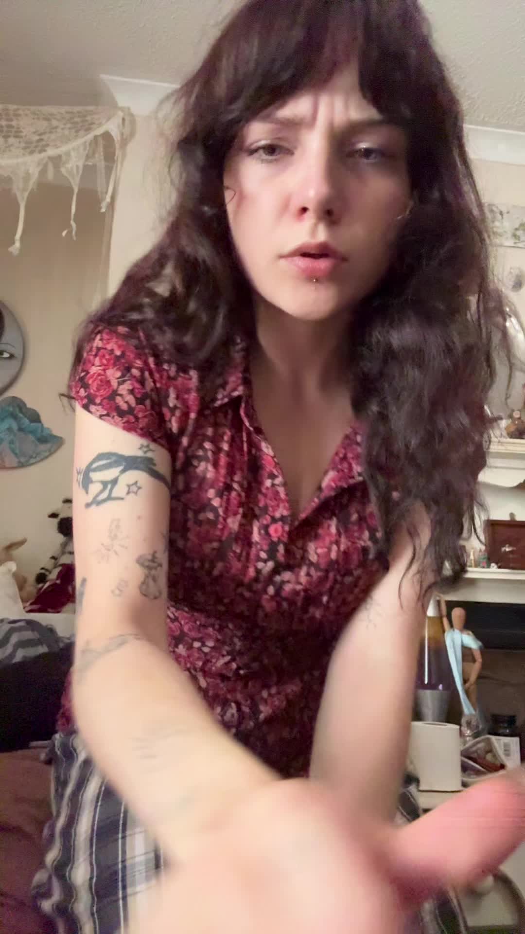 @Esmeralda velvet
