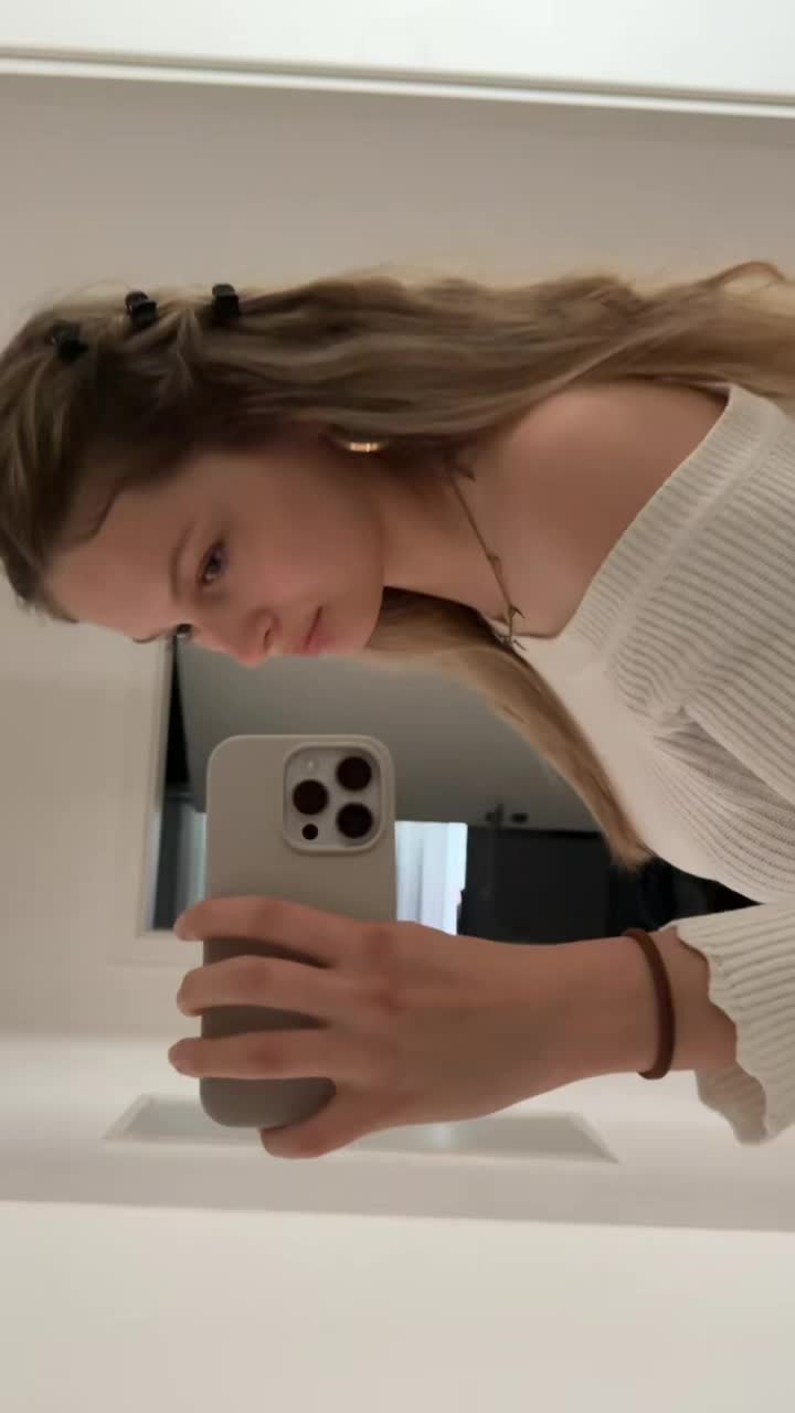 @elliii