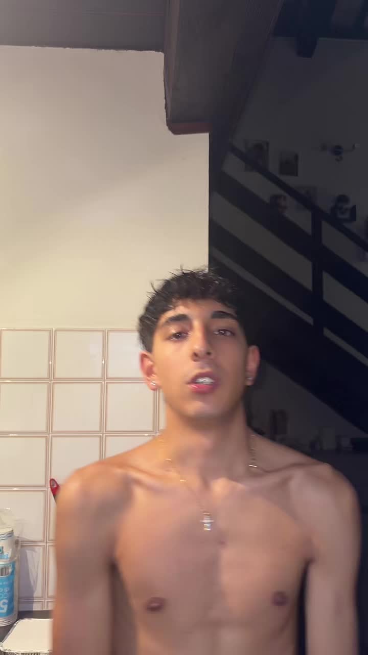 @Chrisss🌊