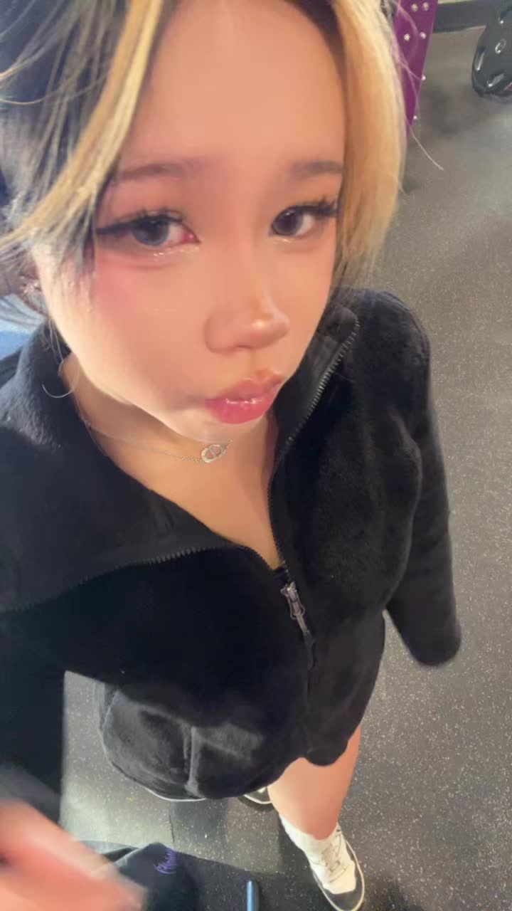@Christina