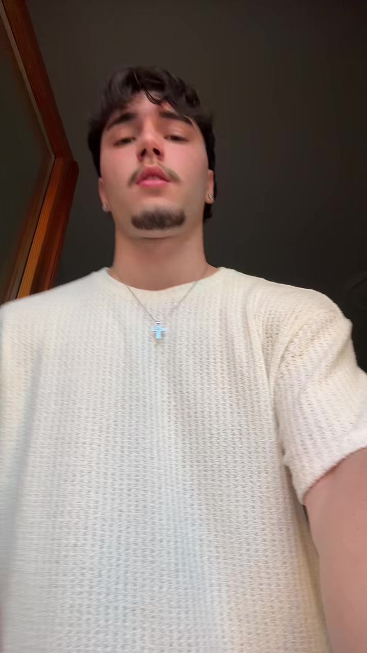 @giovybor11