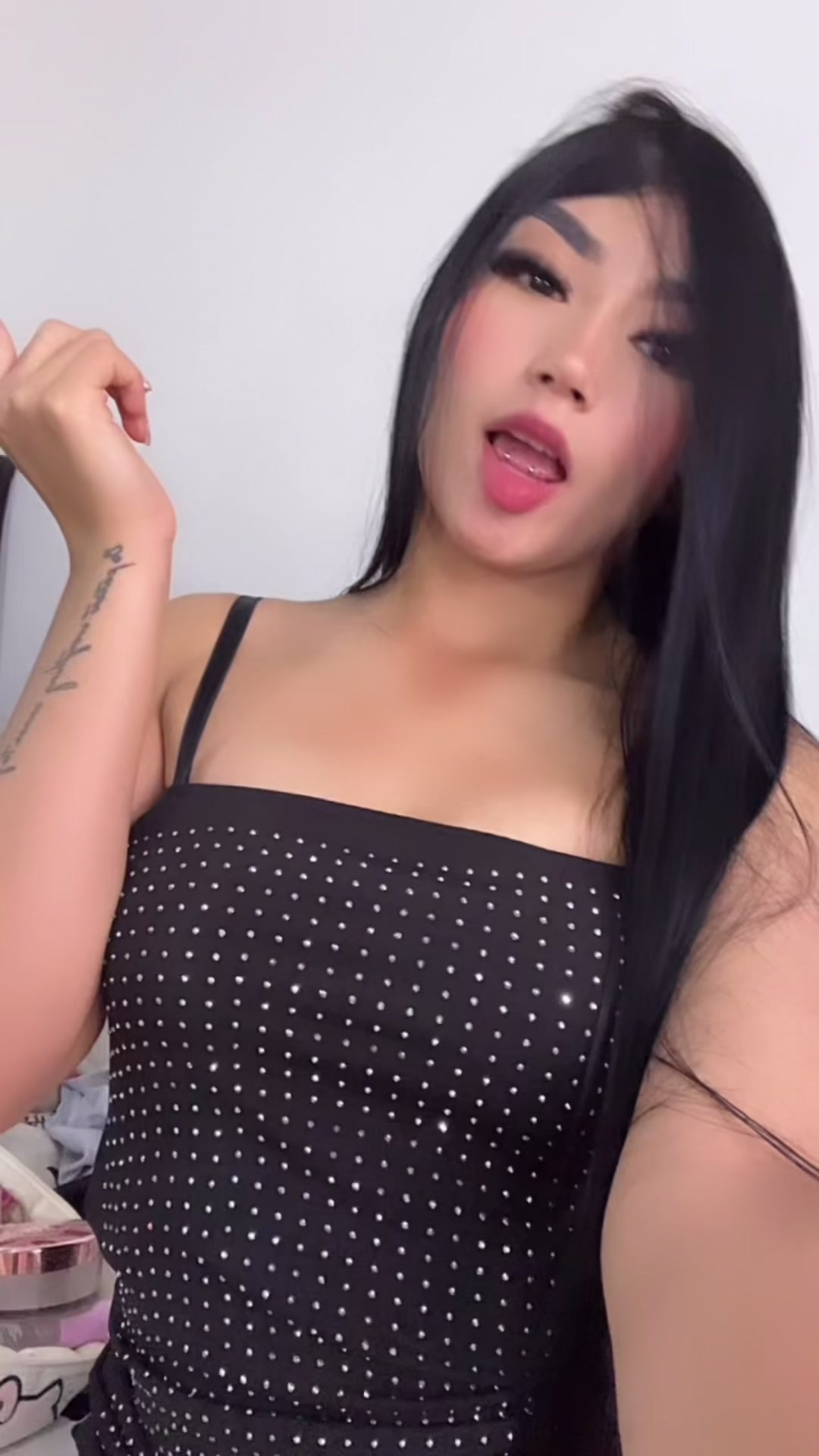 @𝒱𝒶𝓁ℯ𝓇𝓎.