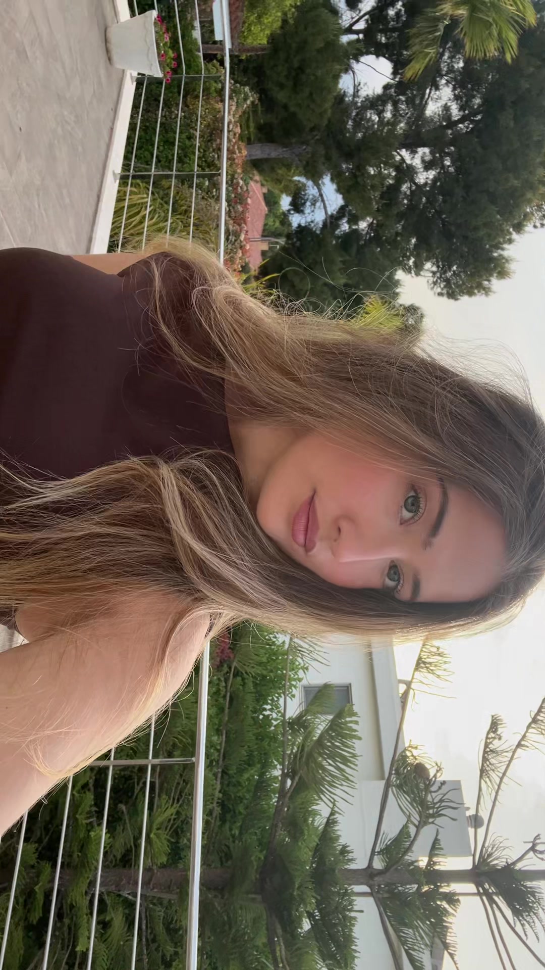 @Inesxu