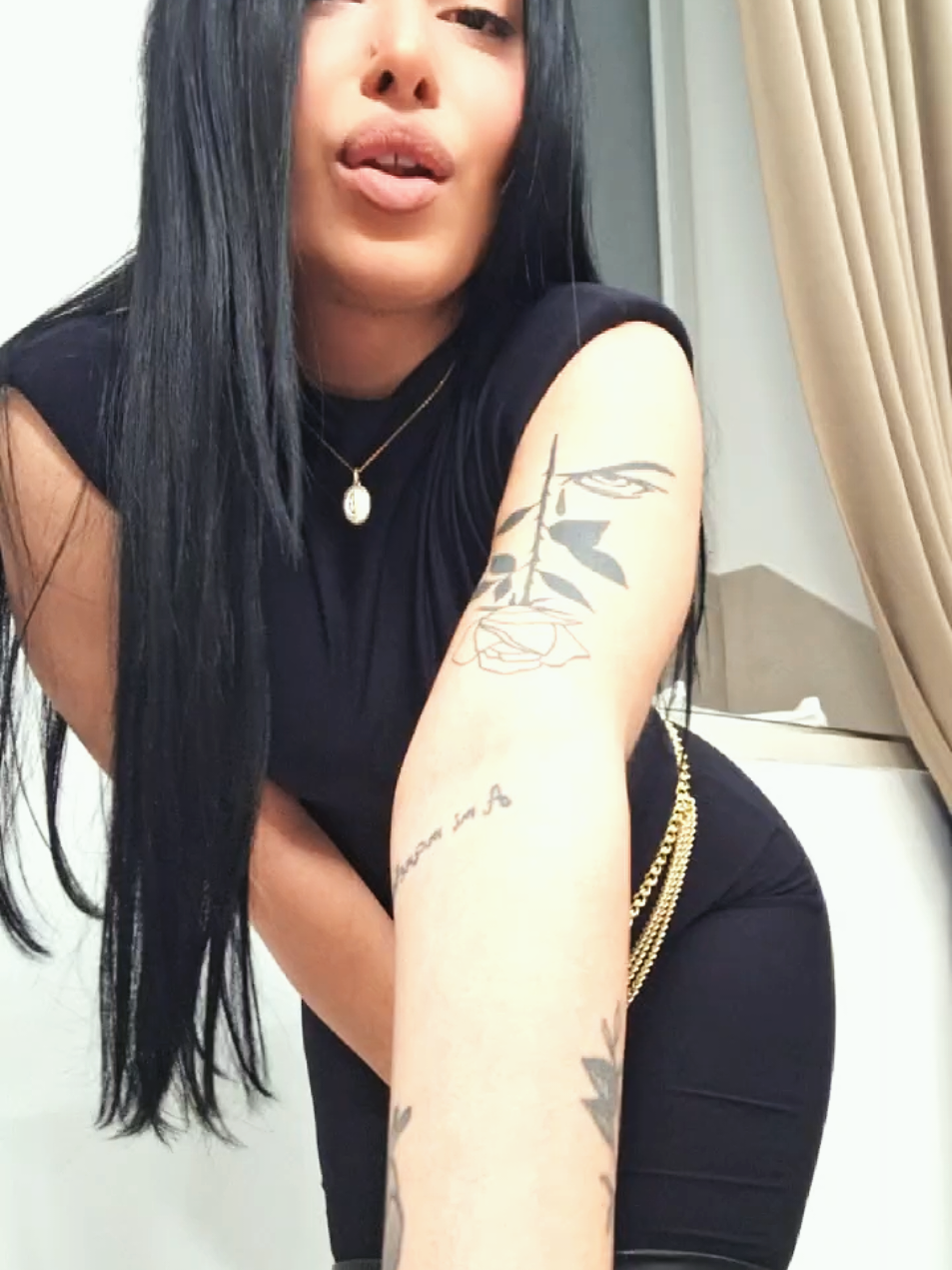 @Desir&egrave; 🦂