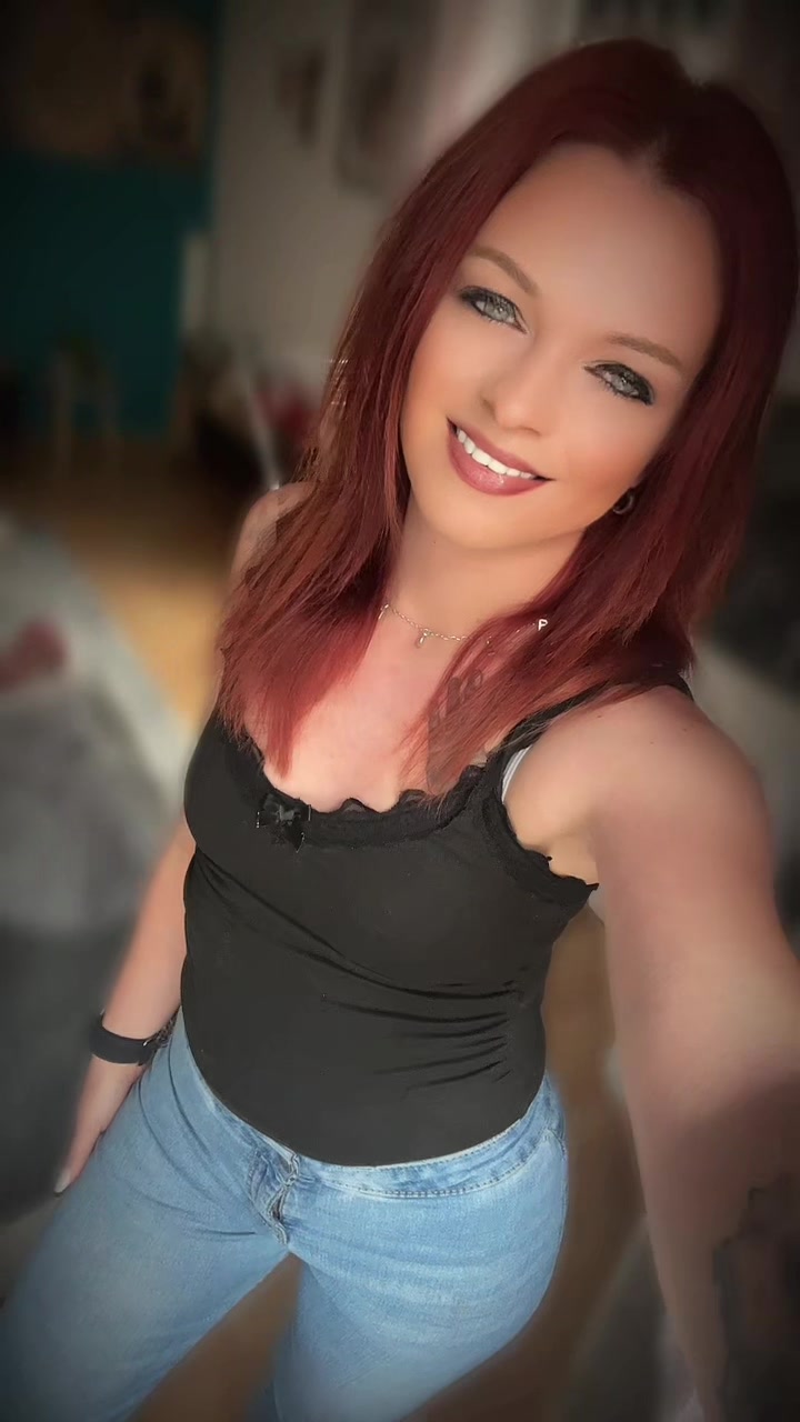 @Jennifer Cherry-Lynn🖤