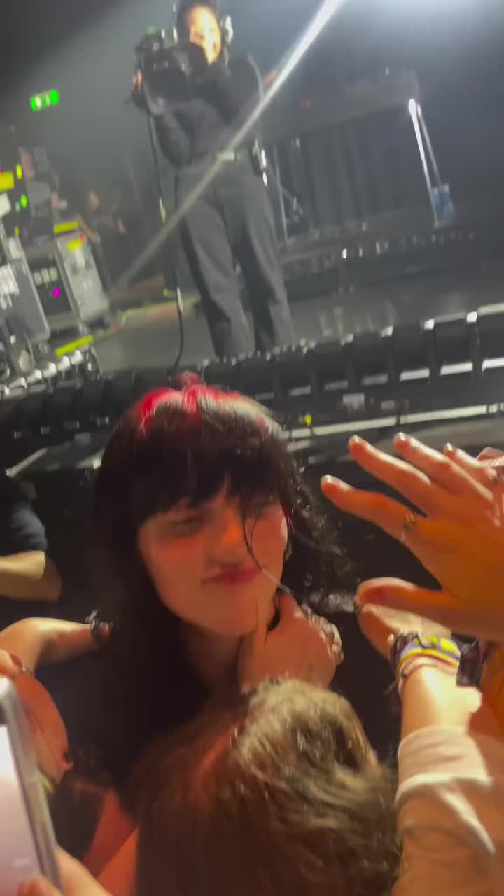 @billieeillishloverr