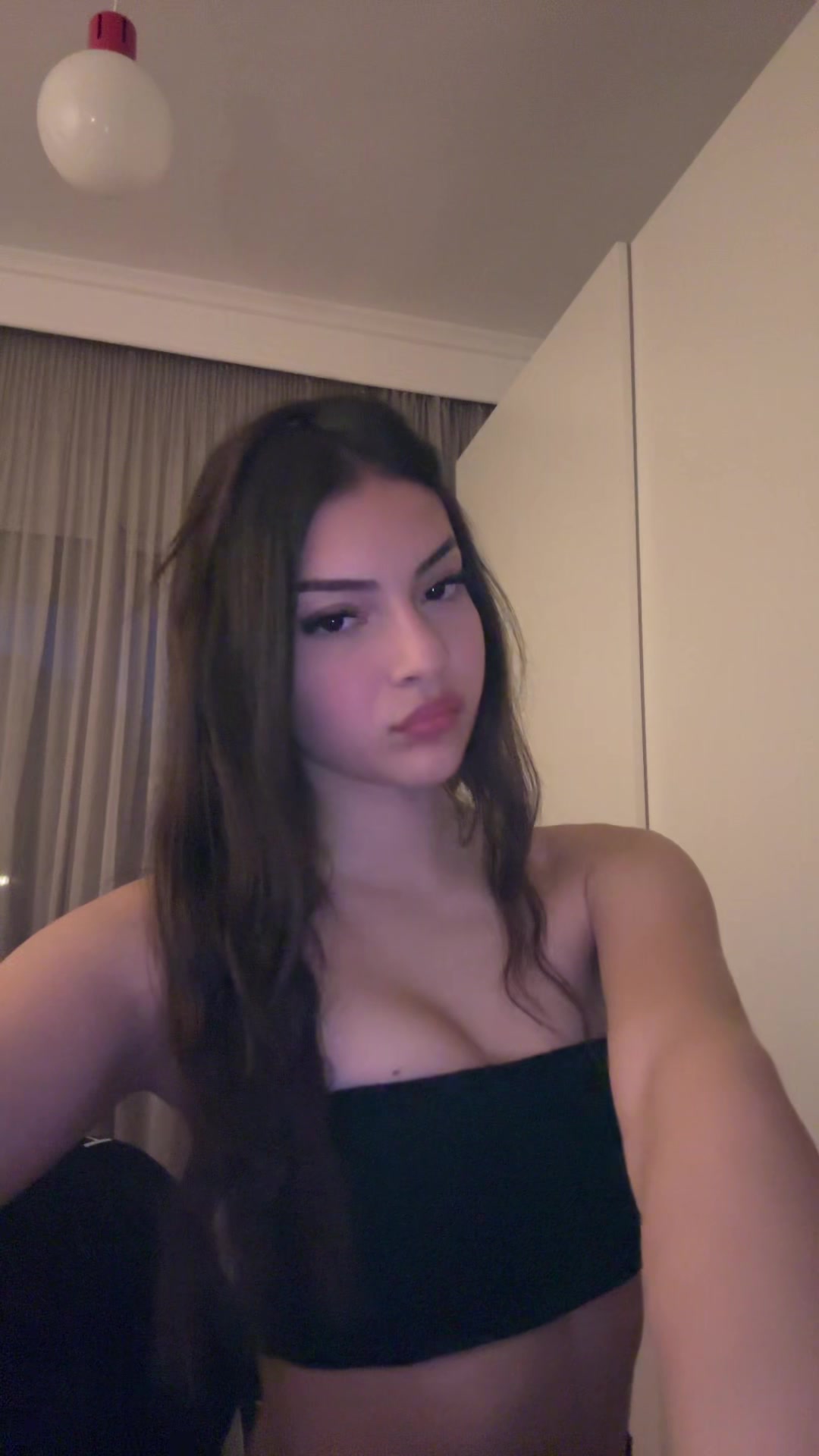 @𝓮𝓵𝓮𝓷𝓱