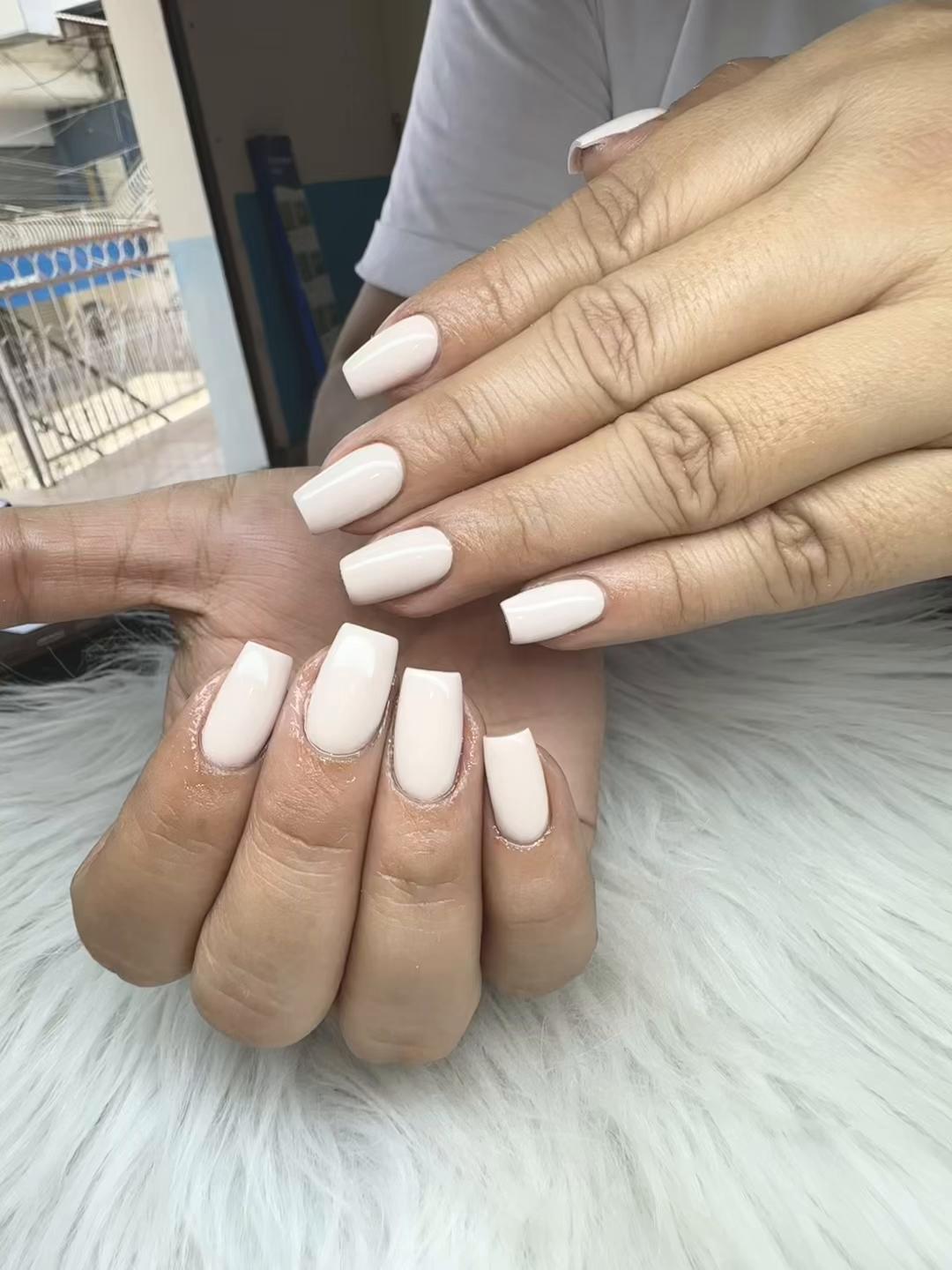 @Larissa.