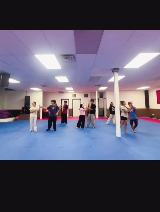 @Dancegroup