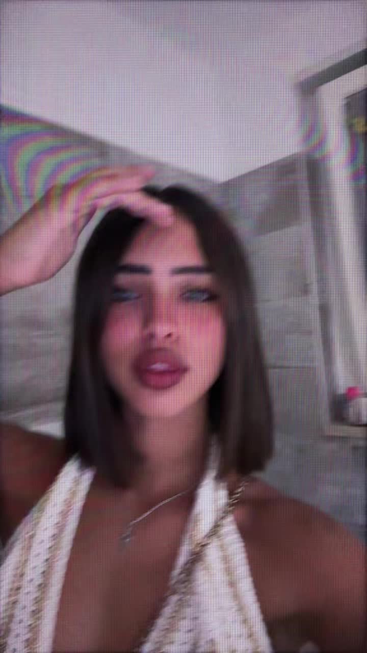 @nicole