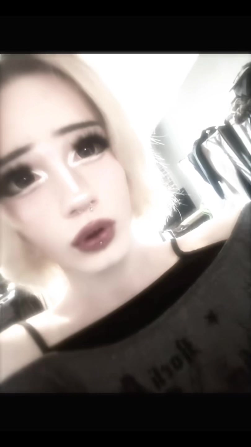 @・𝓒𝓺𝓫𝓮𝓻𝓯𝓪𝓬𝓮・