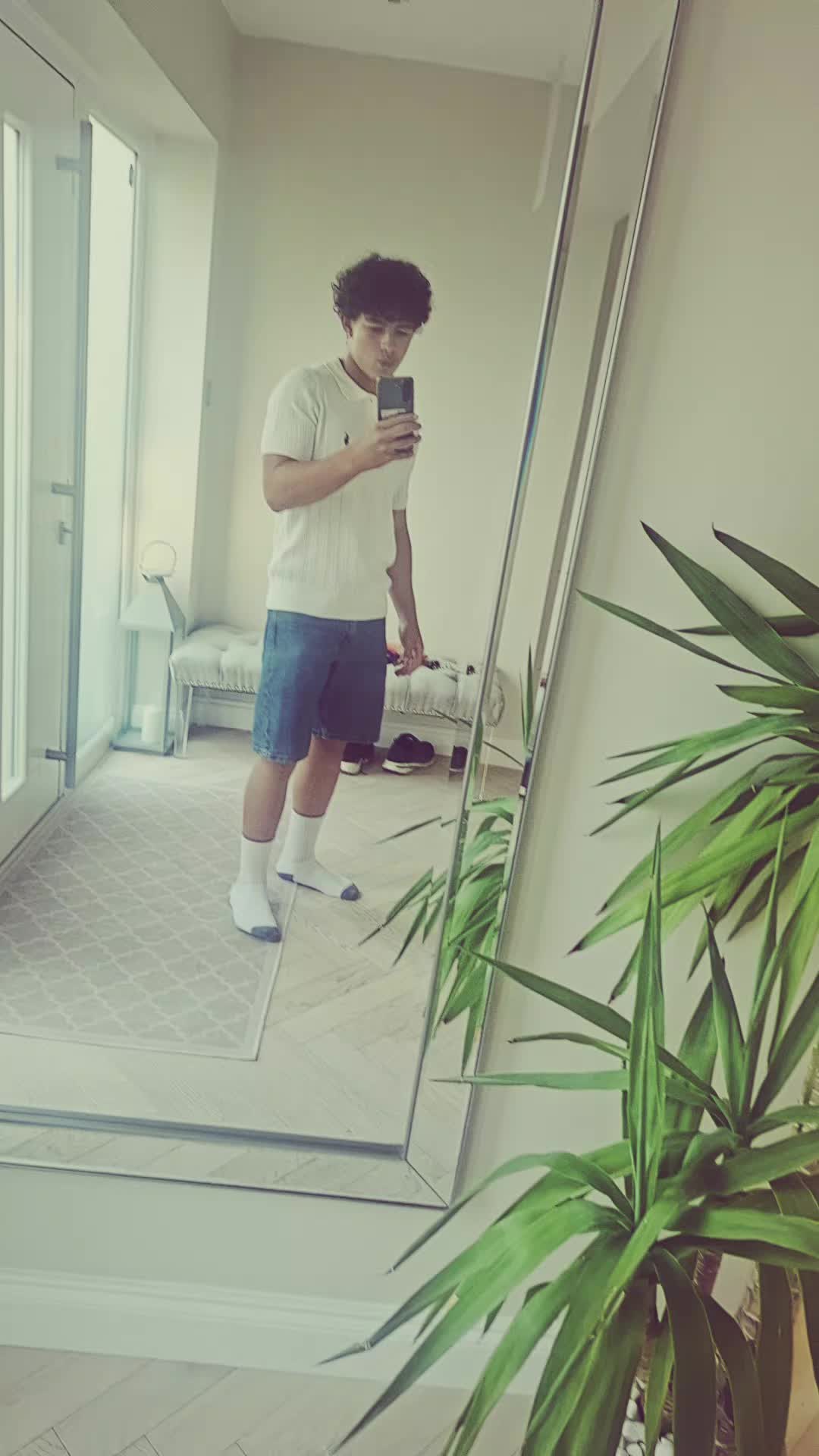 @T.Cam10