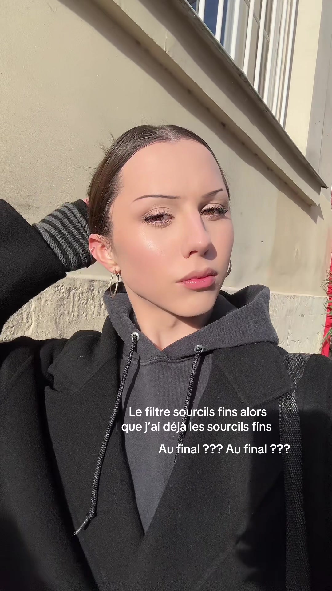 @THEHOUSEOFSIMONS