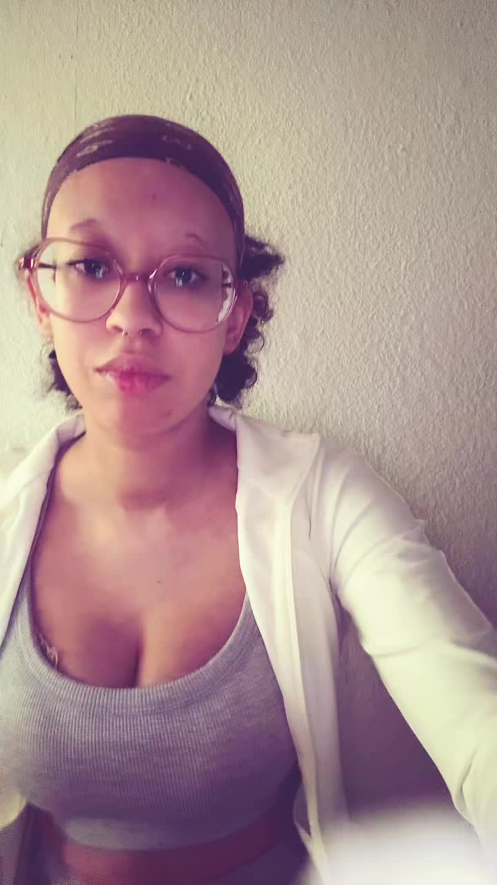 @Jayloo