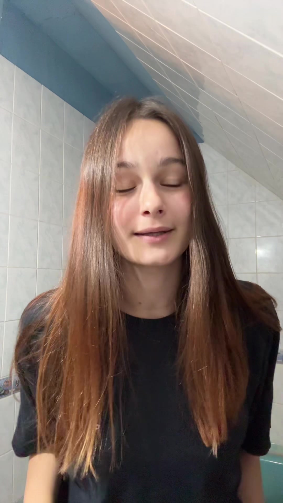 @szonja
