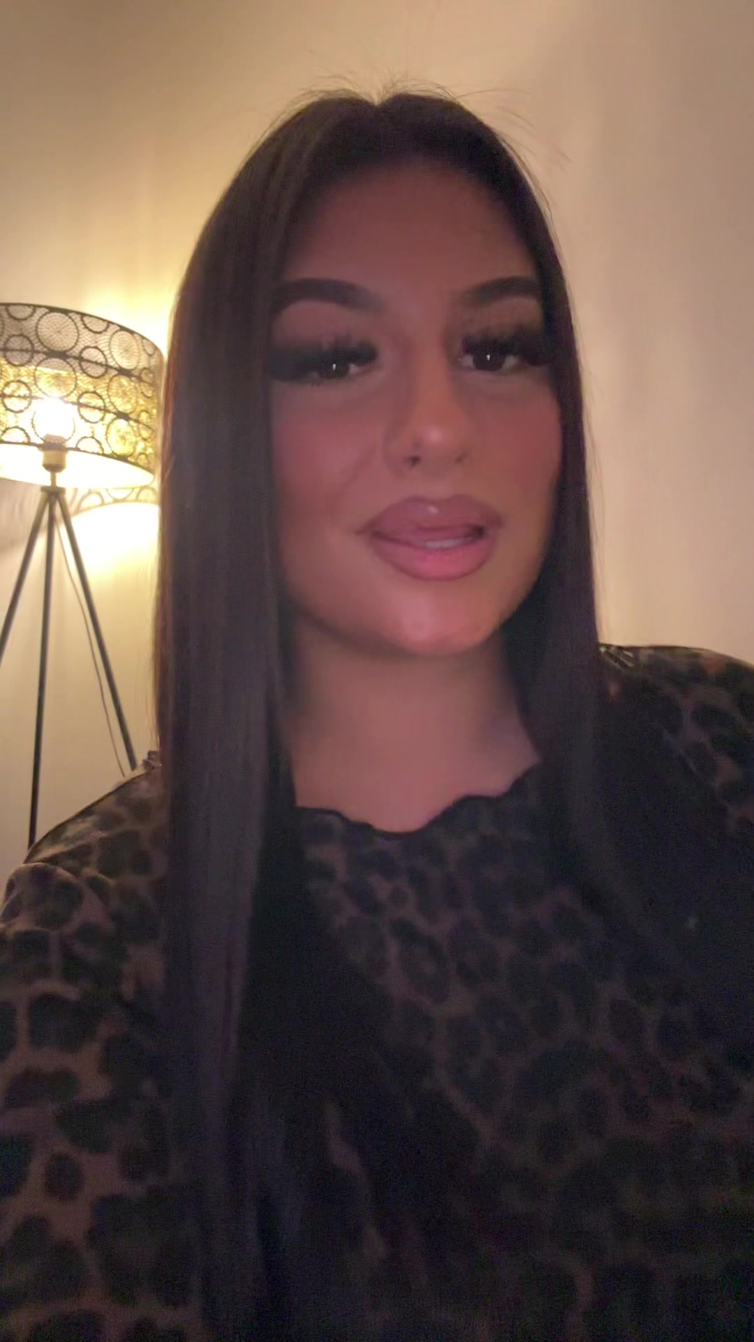 @м💋🐆