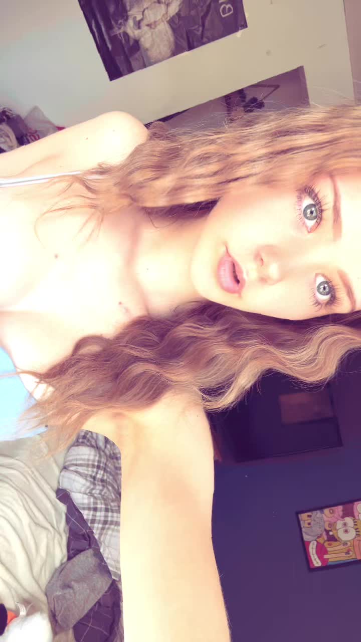 @𝐥𝐞𝐱𝐢 🥀