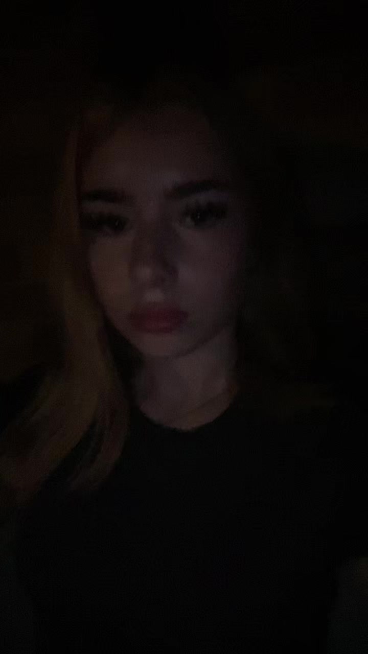 @๐ฉ