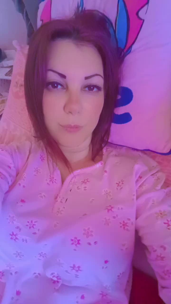@🩷🌻꧁𝓐𝓷𝓽𝓸𝓷𝓮𝓵𝓵𝓪꧂🌻🩷
