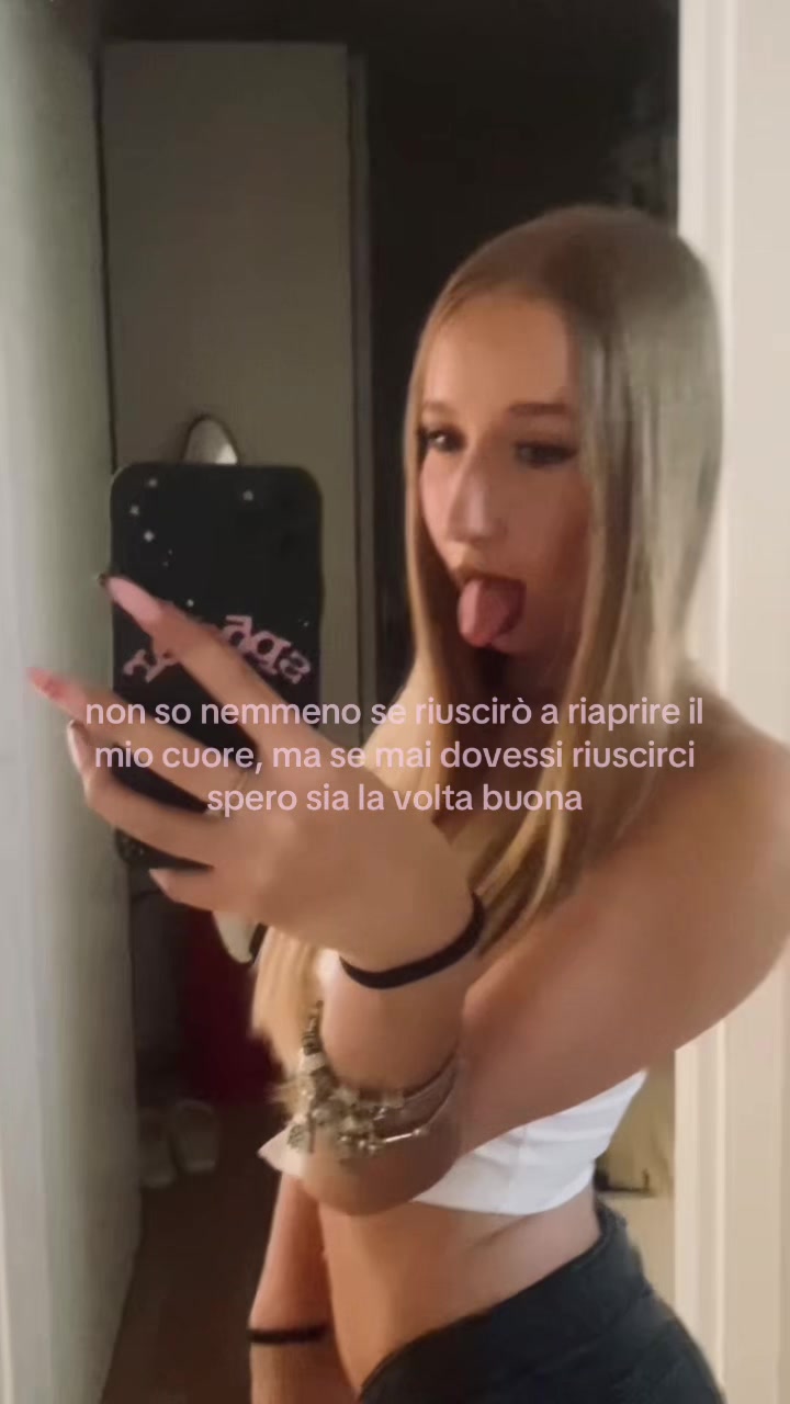 @nicole👻💕