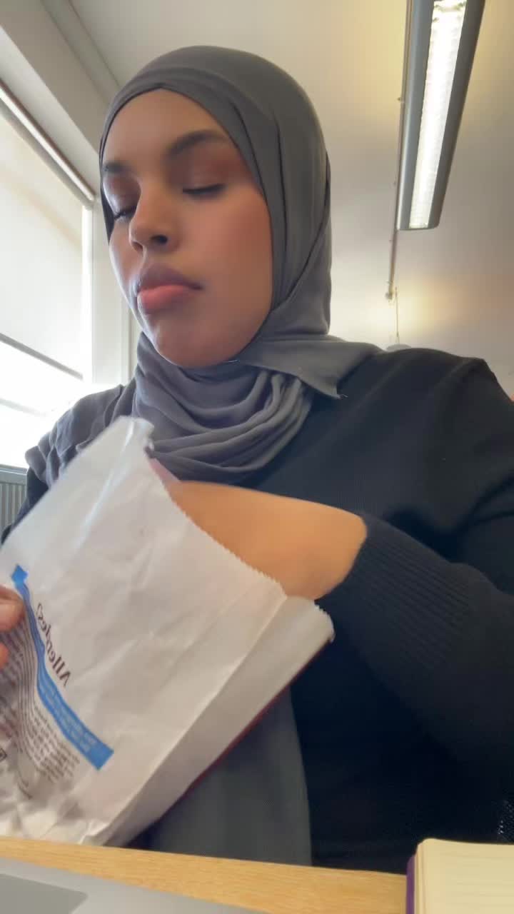 @Aisha🧸