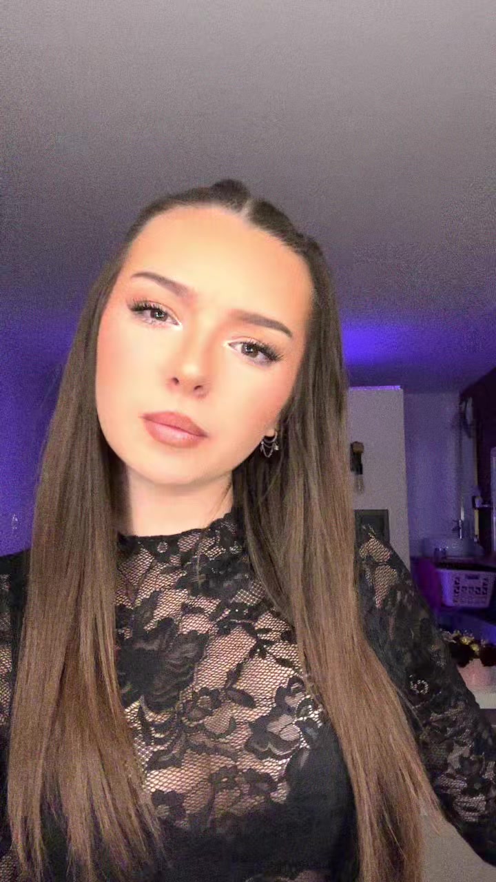 @𝕷𝖔𝖑𝖆