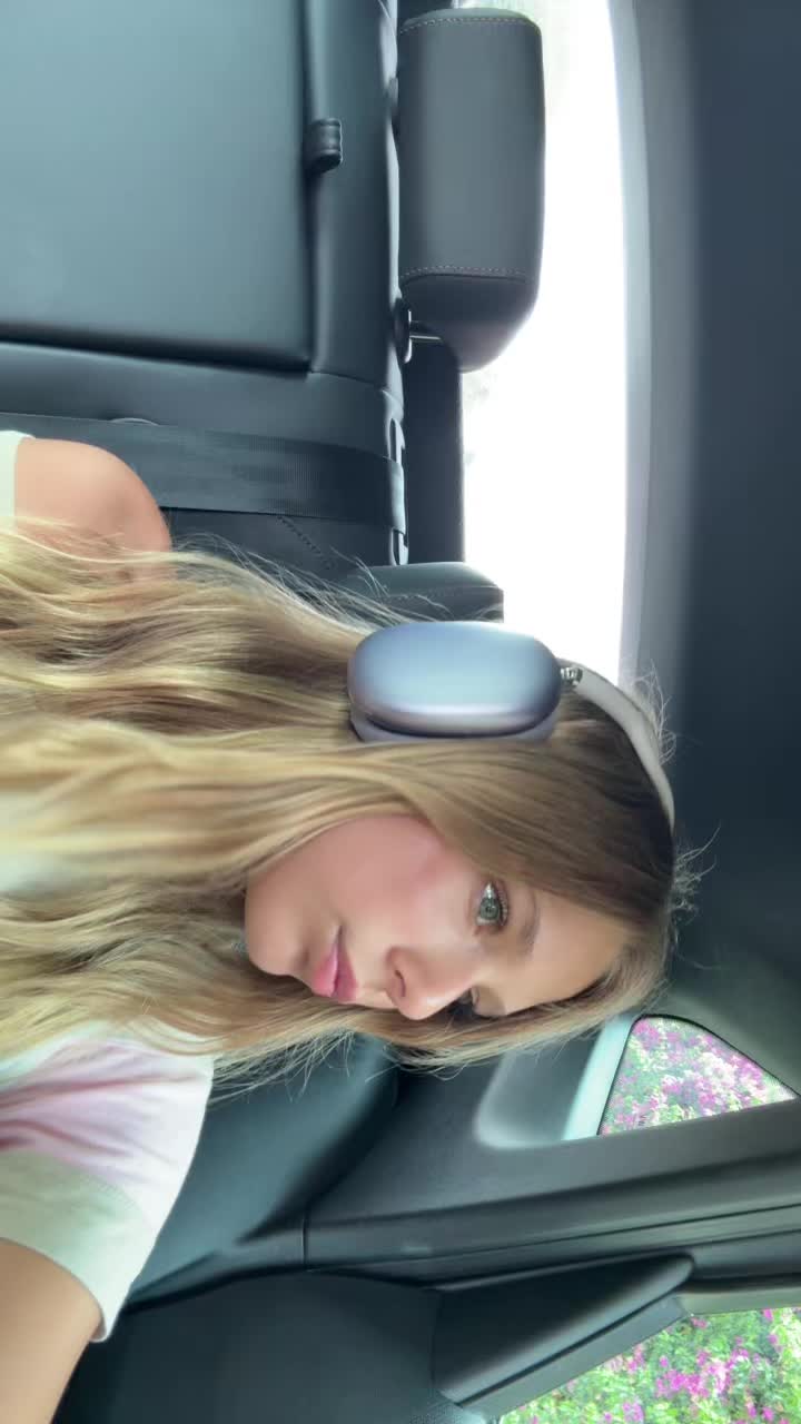 @🪽