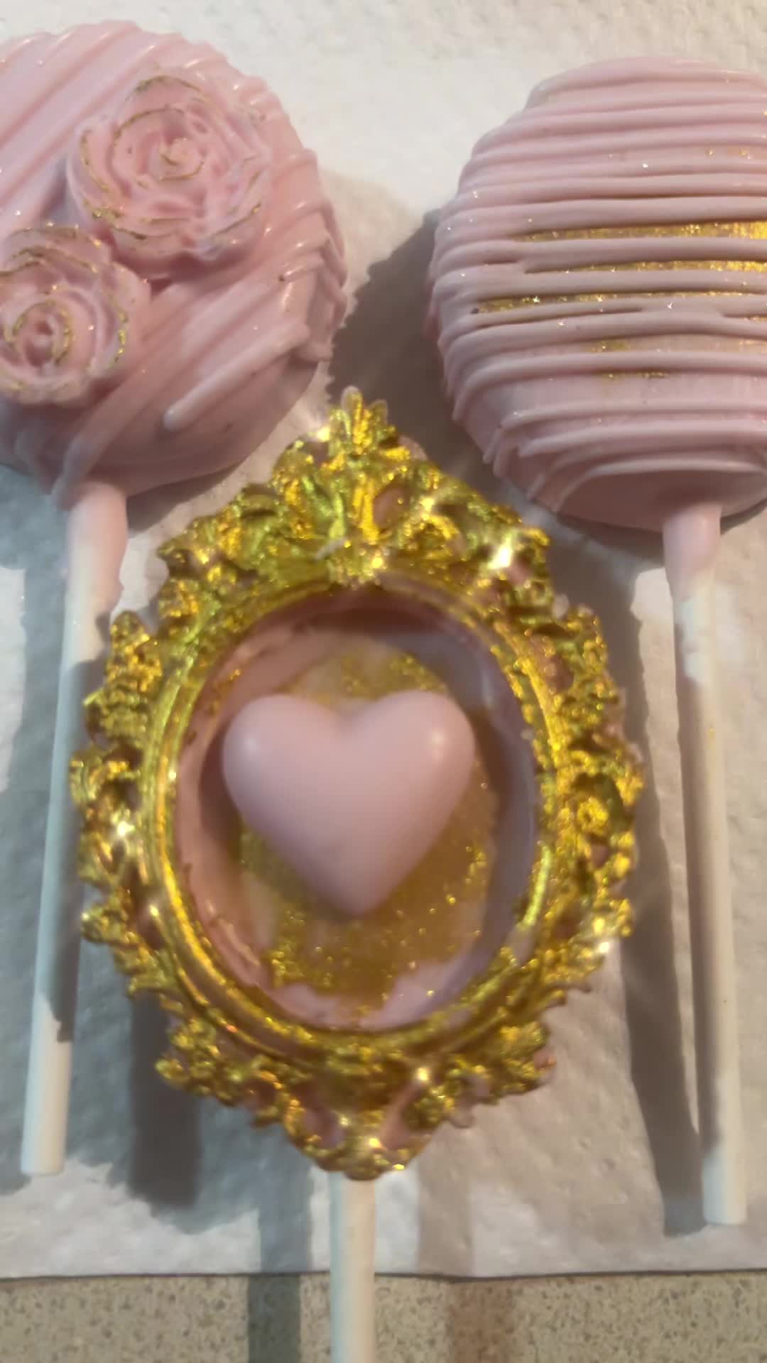 @Tcombee
