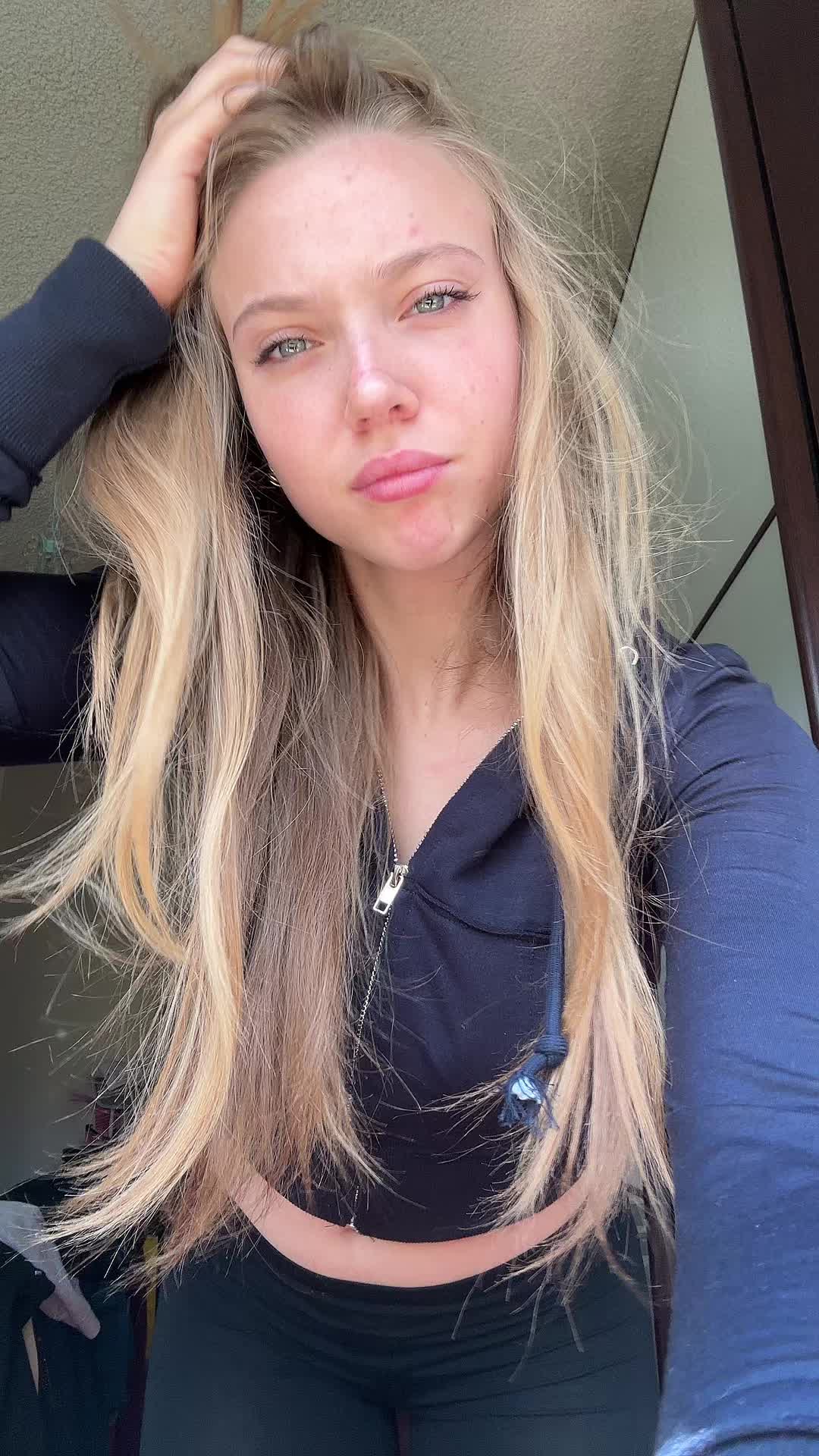 @Isi👸🏼