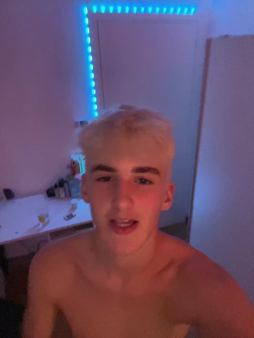 @F A L K O