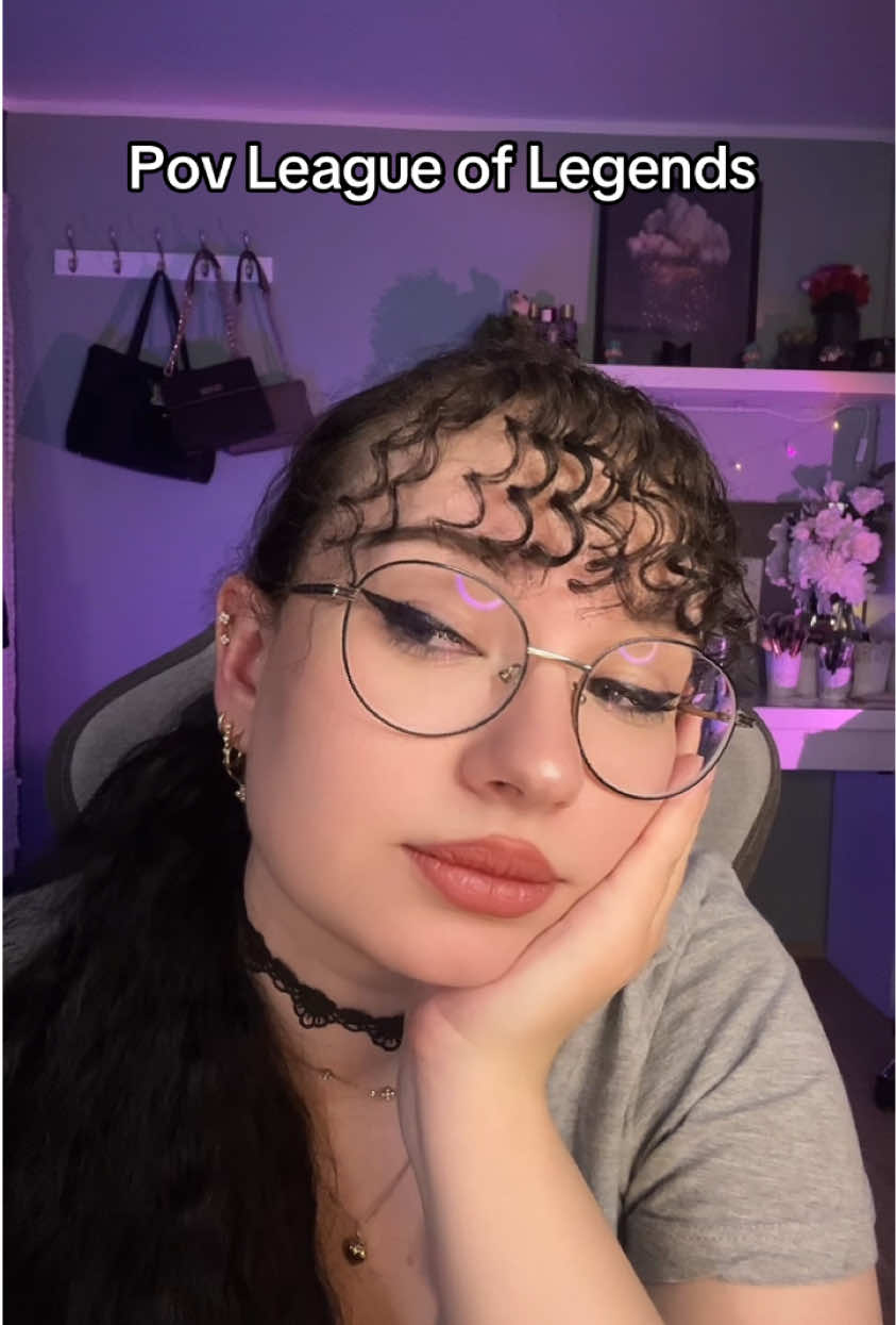 @𝓜𝓲𝓶𝓲 | Streamer