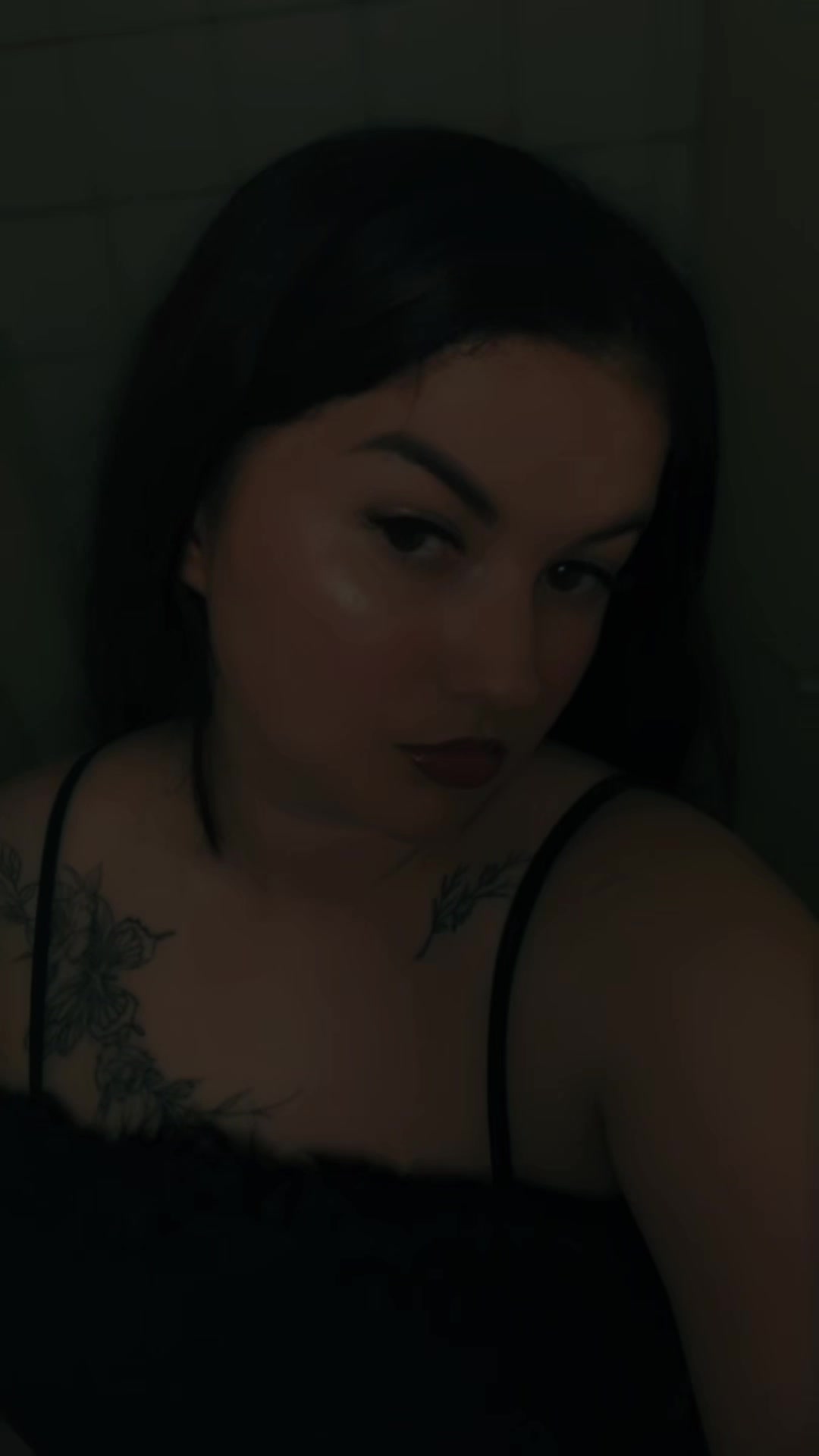 @petronela_🖤