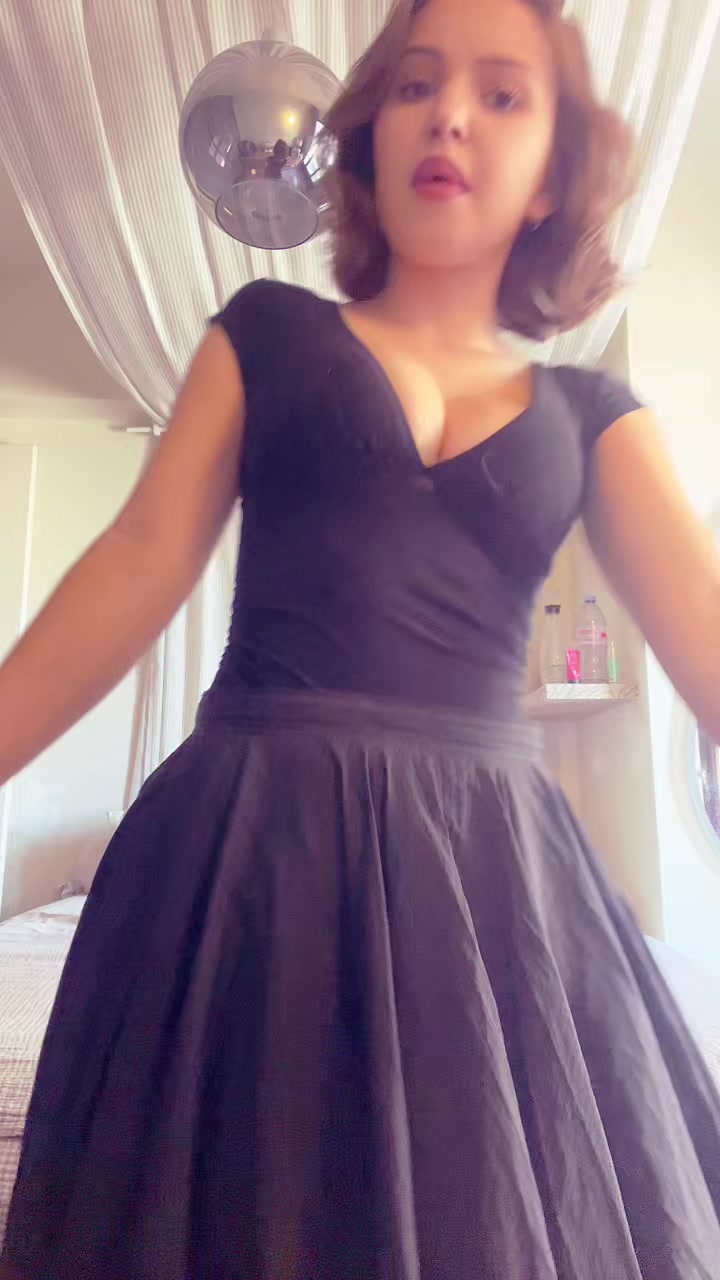 @jeannefrn