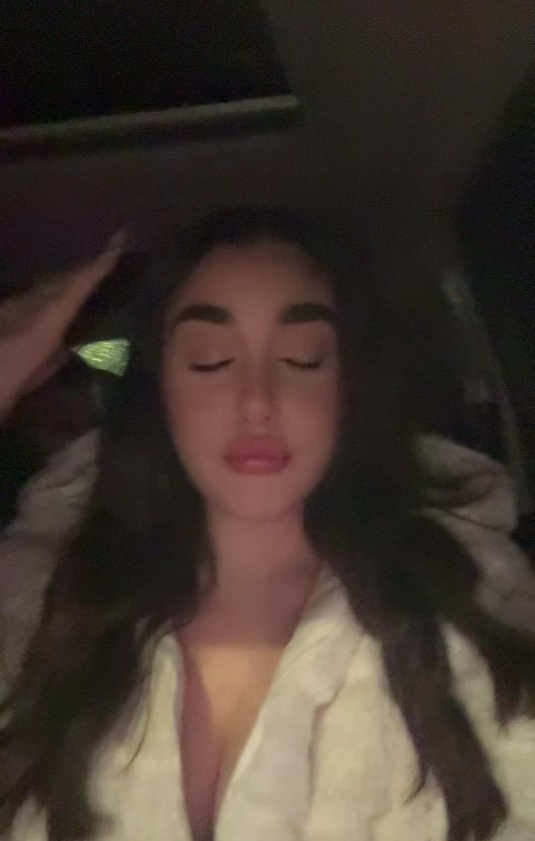 @Desi👧🏻