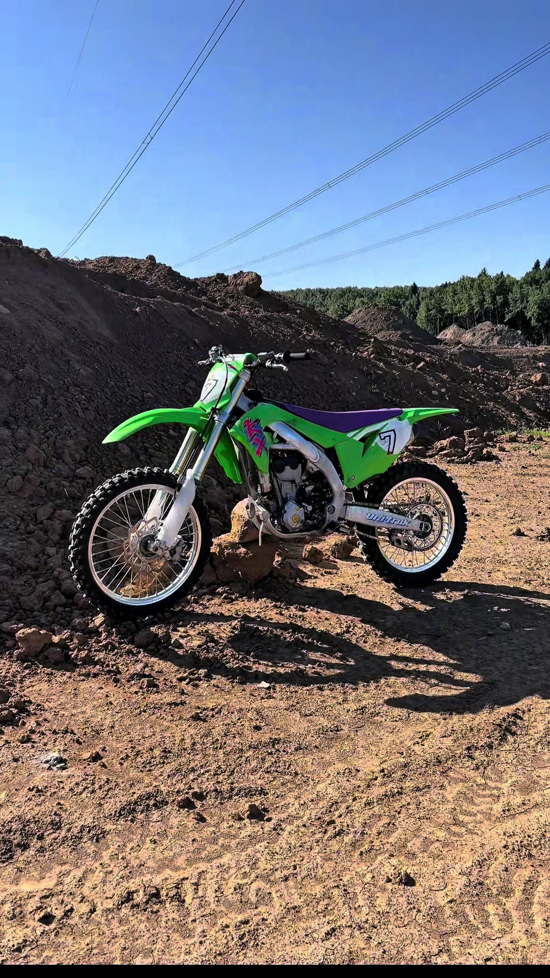 @Kawasaki_7_MX