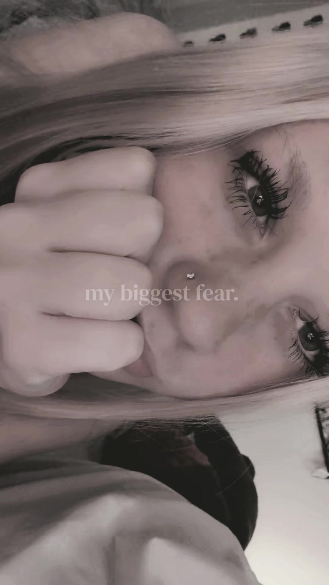 @ellaa🕸️