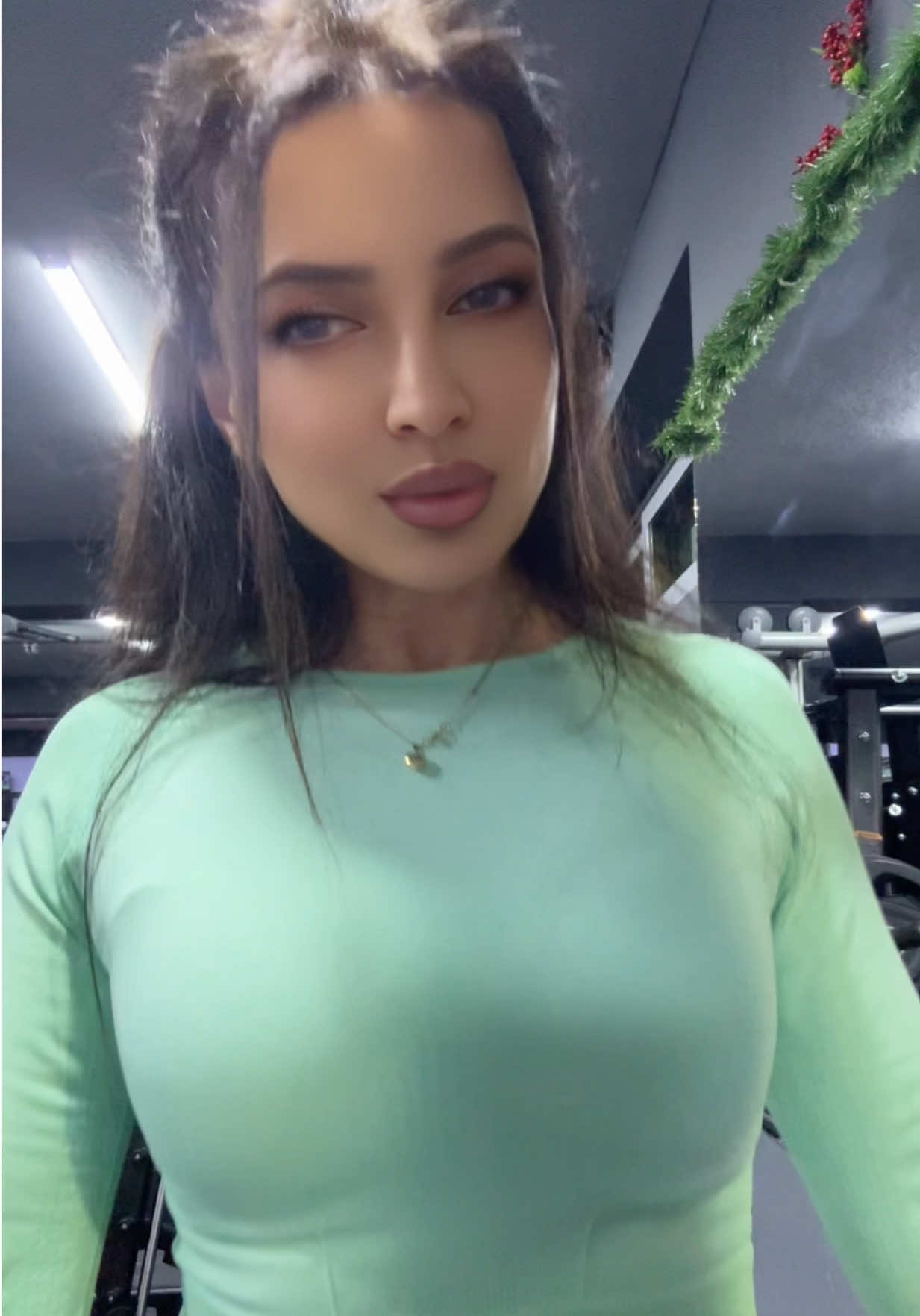 @Jenny💫