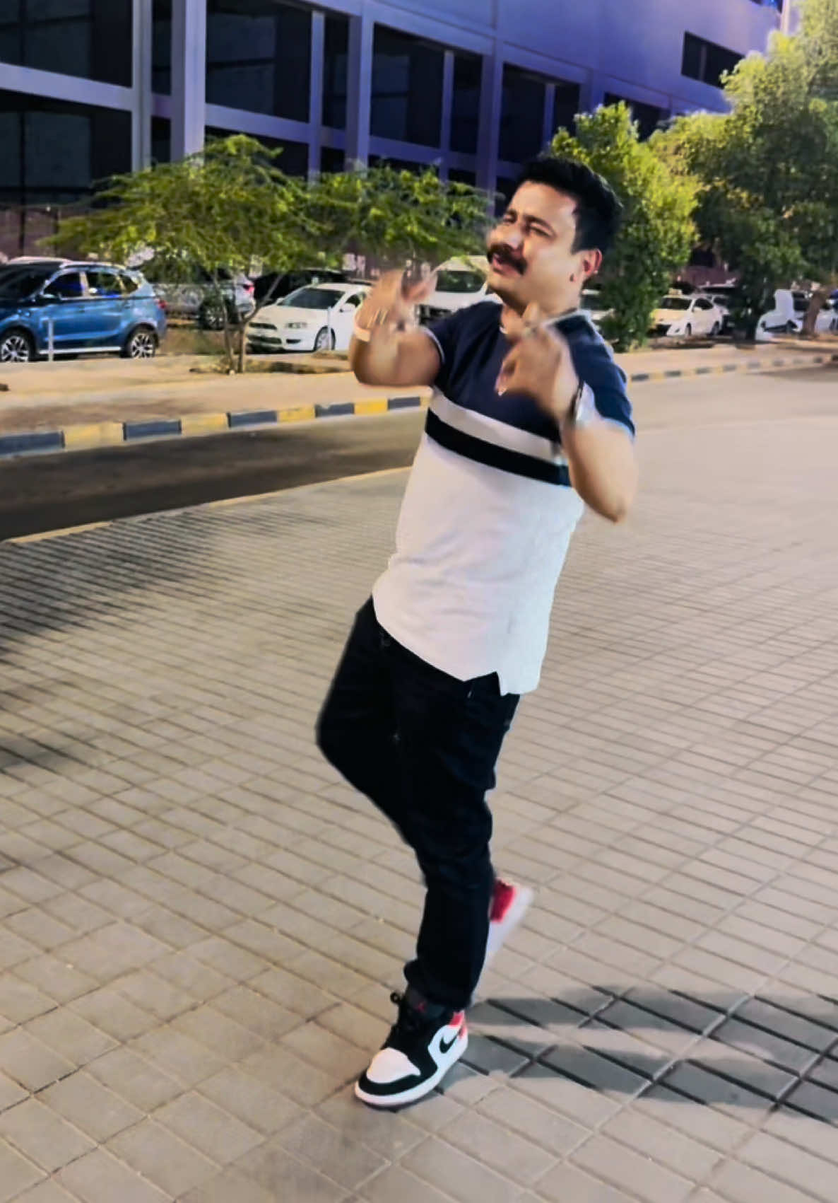 @Raj_0777🦅