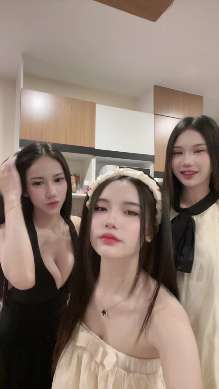 @ปลายฟ้า🧚🏻♀️