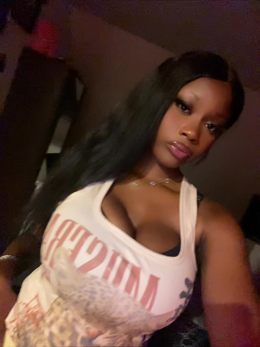@bigshe.mira